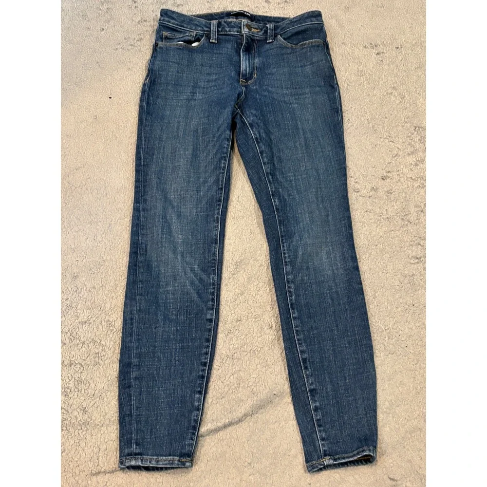 Calvin Klein Jeans Womens Size 6 Medium Wash Skinny Denim Blue Jeans 1345304